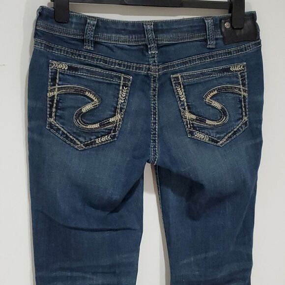 SILVER Aiko super stretch dark wash 32x31 mid rise boot cut jeans - Picture 4 of 8